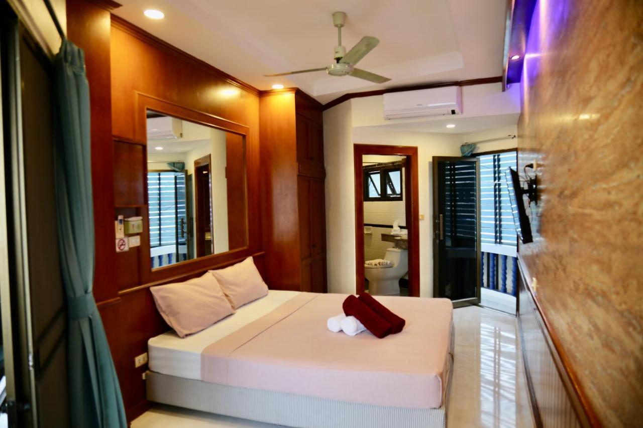 The Club Inn - Kamala Beach Exterior photo
