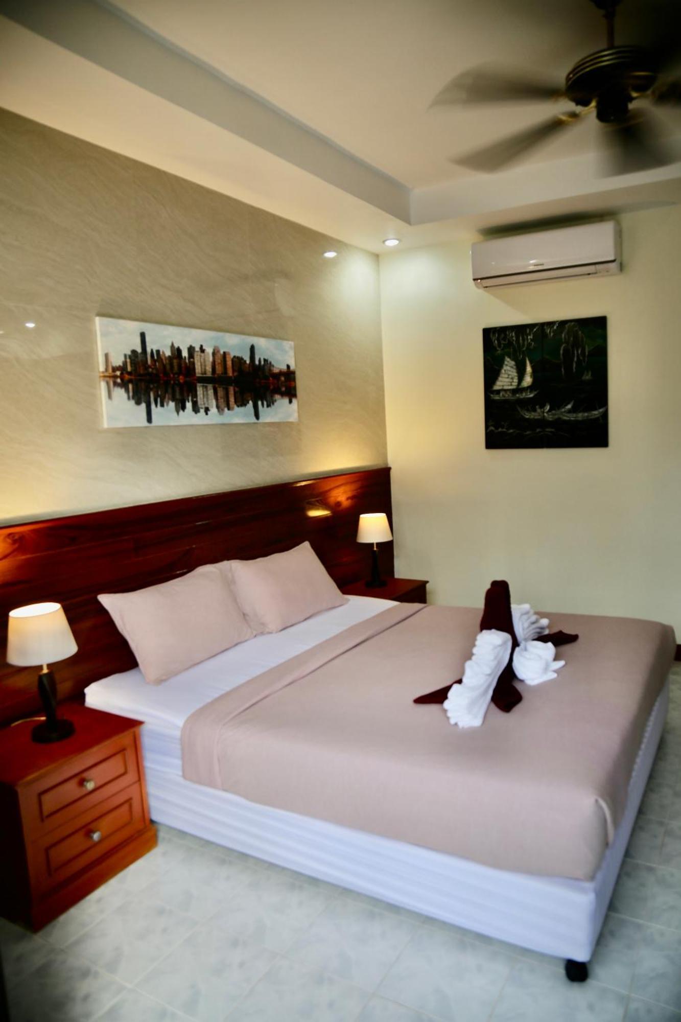 The Club Inn - Kamala Beach Exterior photo